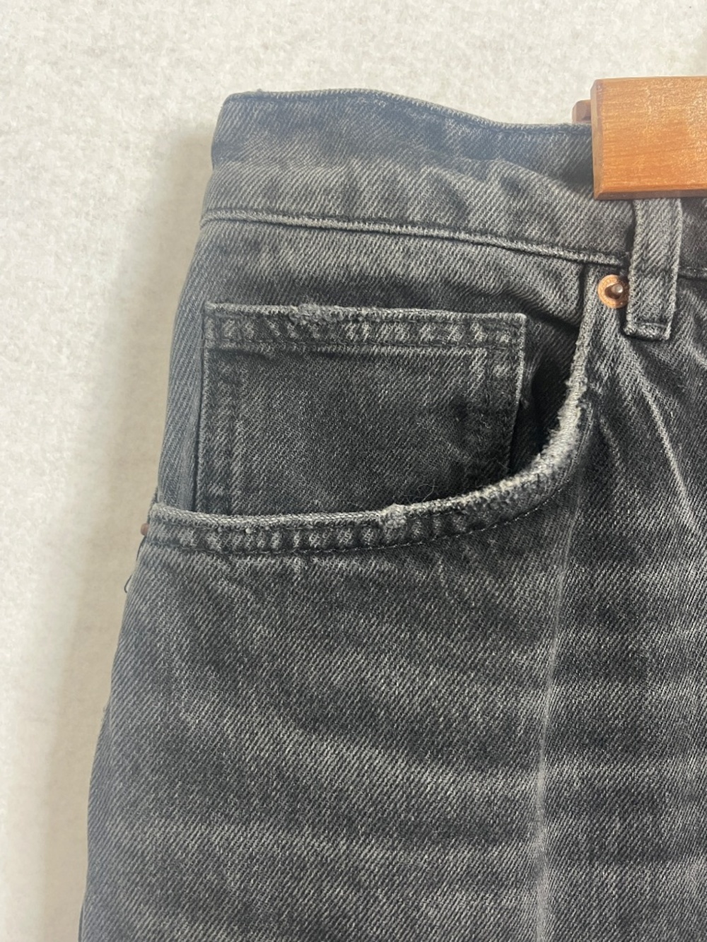 Reformation Jeans Black Denim Midi Skirt Raw Hem Front Slit Size 31 - Picture 4 of 7